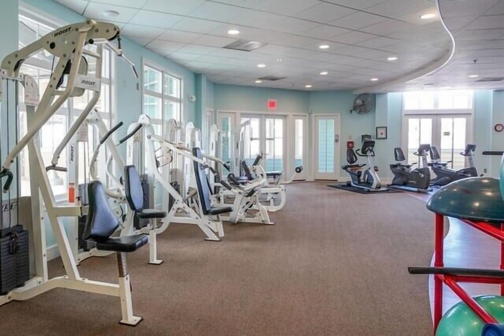 Sunset Island - 39 Fountain Drive West 3f 3 Bedroom Condo