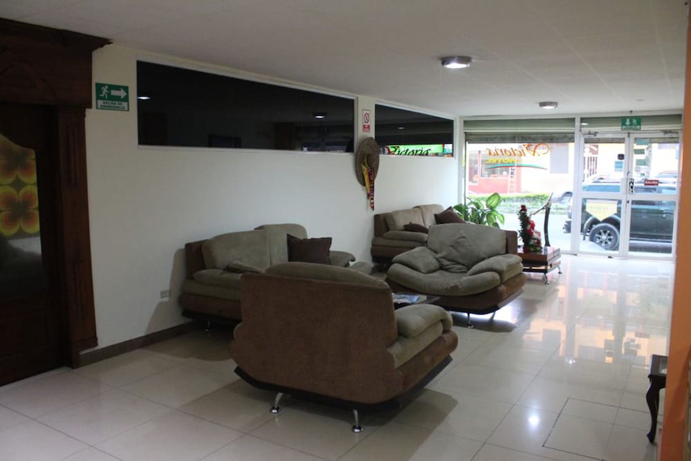 Victoria Suites Hostal