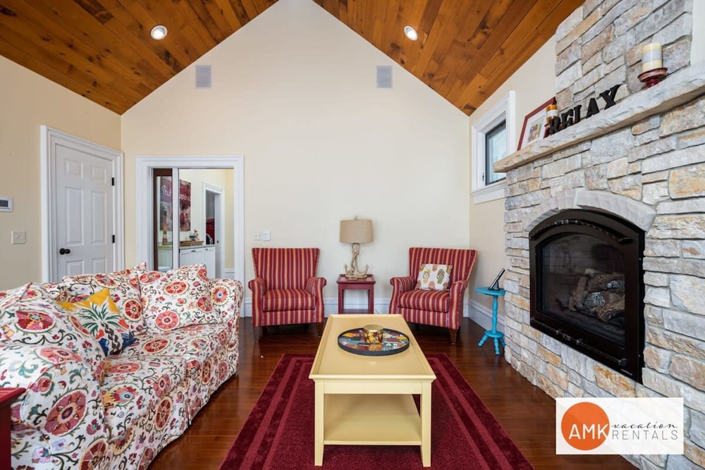 Haven on Howard - Monthly Booking Great Location
