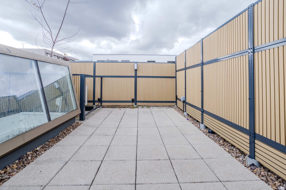 The Hidden Suite - 4BR Townhome Roof Top