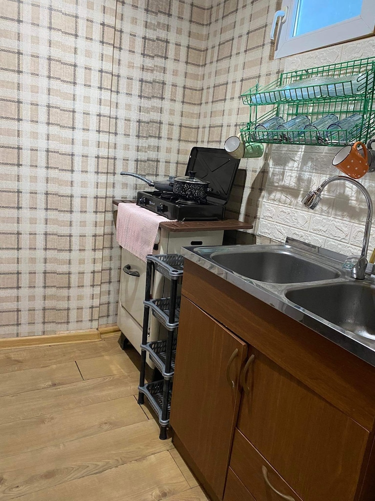 Guest house in mtawminda view 4