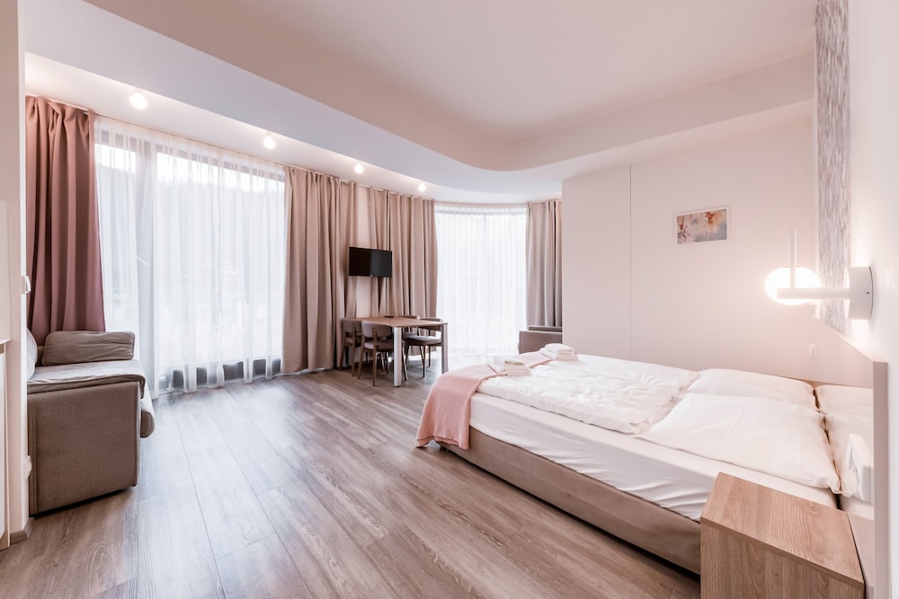 KORA APARTMENTS