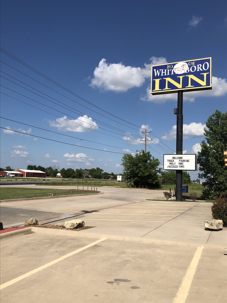 Whitesboro Inn & Suites