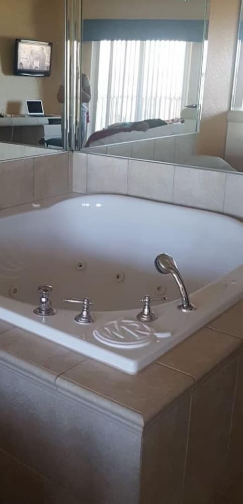 Westgate Town Center - Image 3