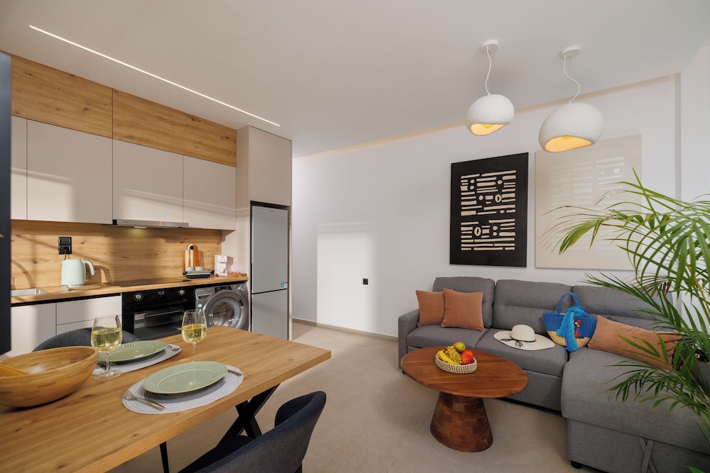 Angel Apartments 2