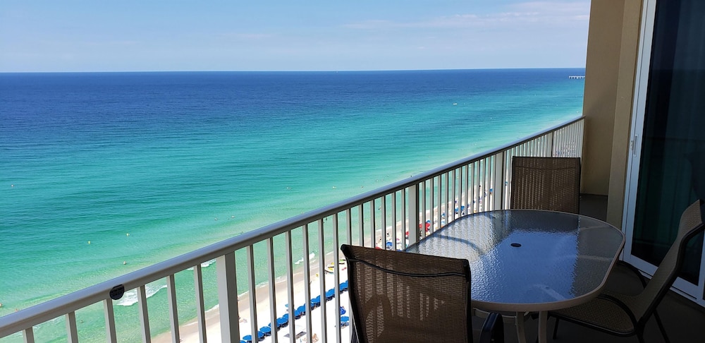 Grandview East 1401