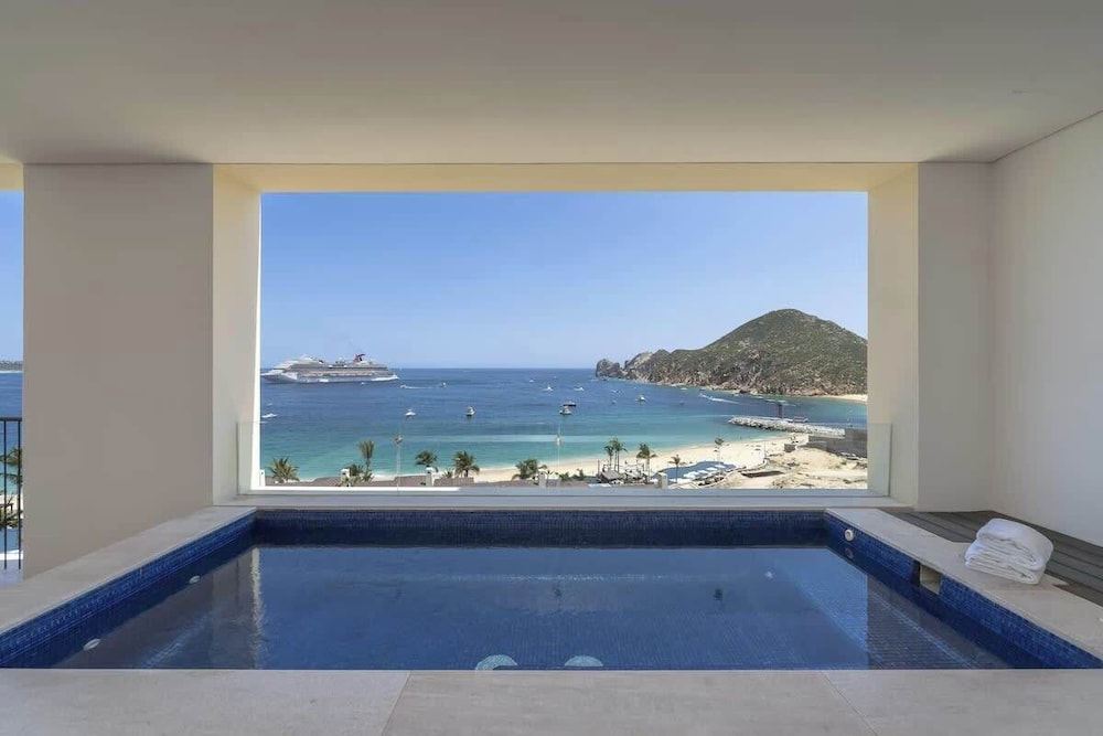 Medano Beach Cabo Resort 3 Bedroom