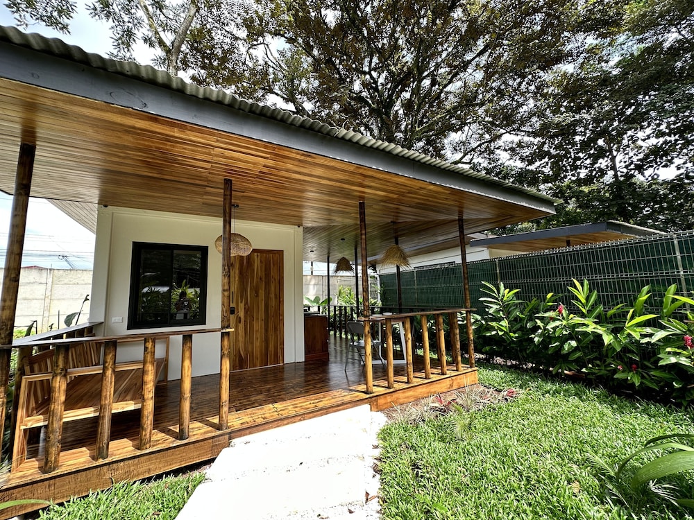 Almendros Eco-Villas