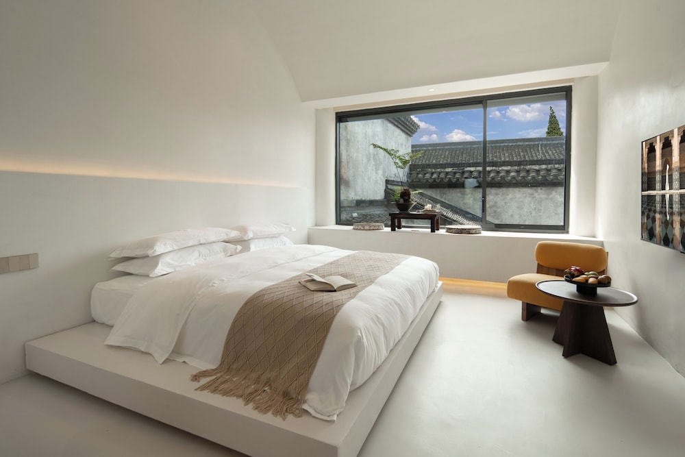 Jiangnanfu Bed and Breakfast