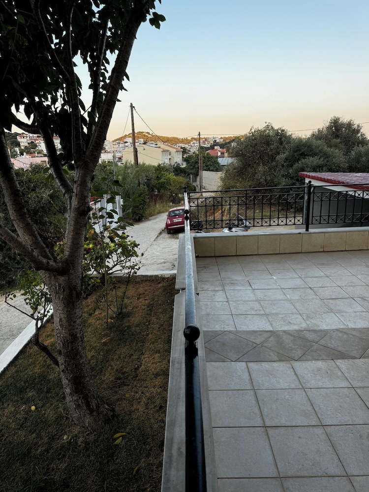 Photo 18