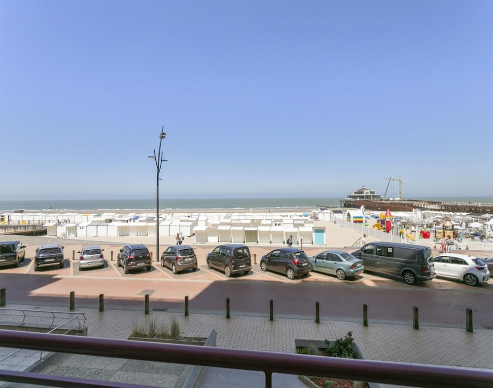 Apartment in Belgium With Sea View