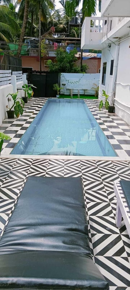 Casa Almeida Guest House
