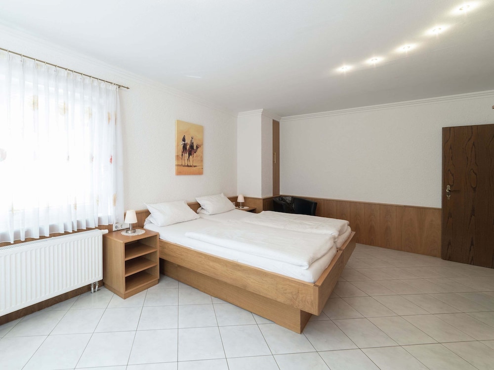 Garden Apartment in Huttenthal view 2