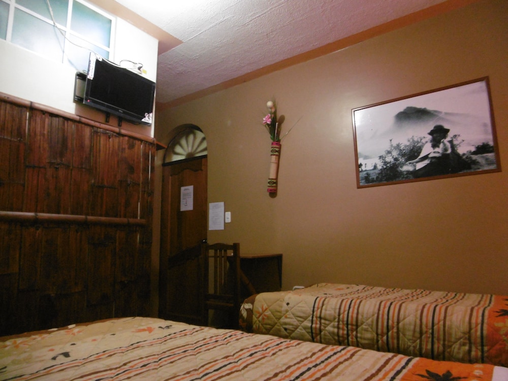 Hostal Otavalos Inn-Hostel