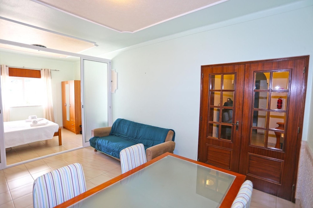 A10 Windmill 1 Bed with Pool by Dreamalgarve view 5
