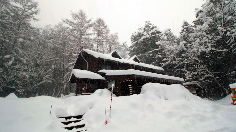Lodge Q Hotel