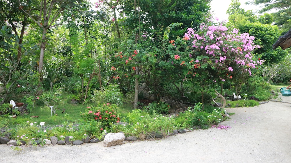 Hambilica Ecolodge