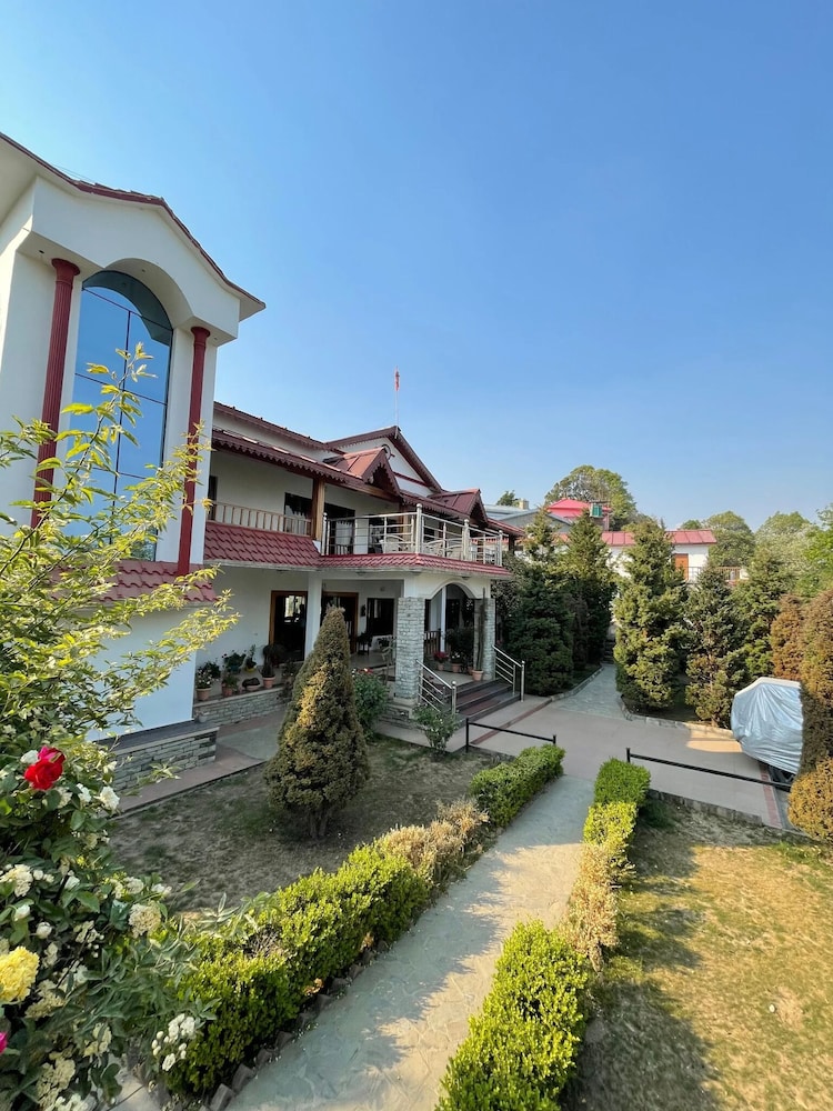 Shri Shail Inn