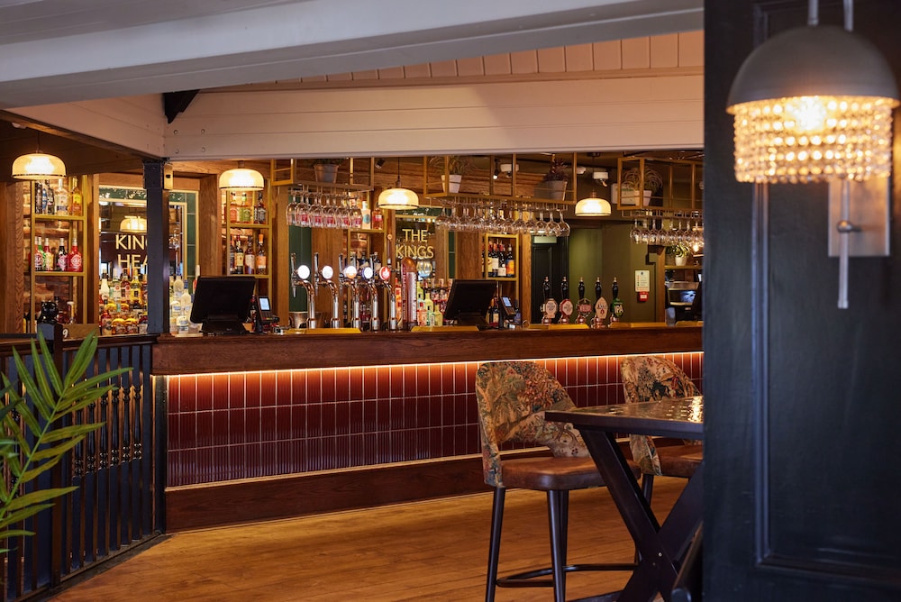 Kings Head Hotel by Greene King Inns