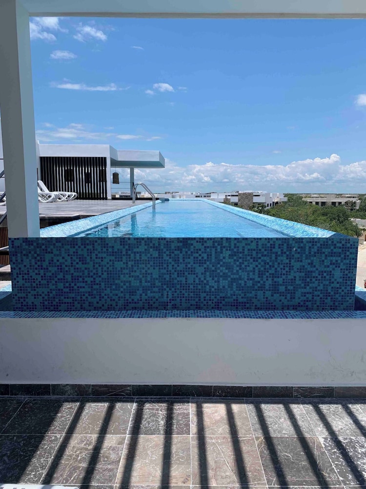 Perfect Studio Light and Nature in Aldea Zama