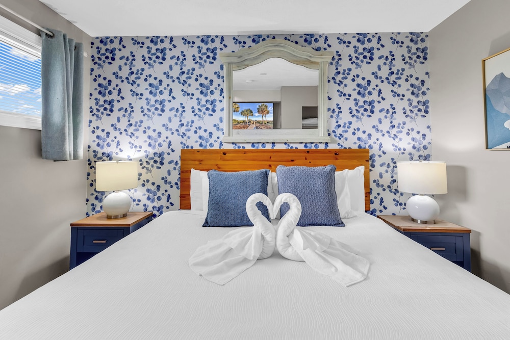 Bluewater Resort 307AB