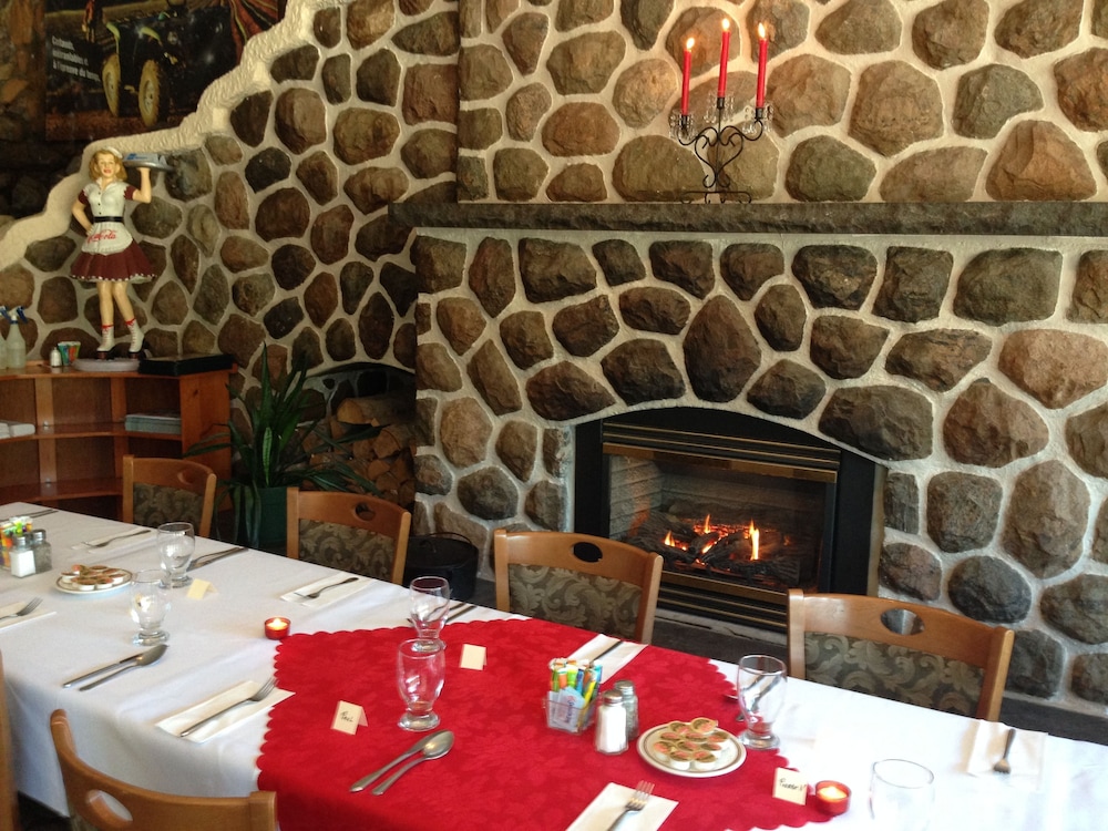 L Auberge et restaurant La Glacière