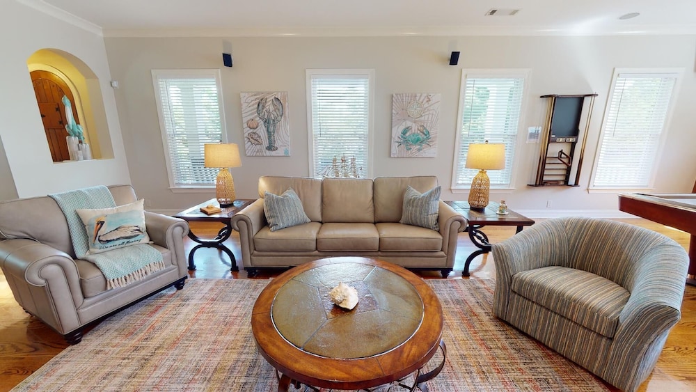 The Pelican House by Tybee Vacation Rentals