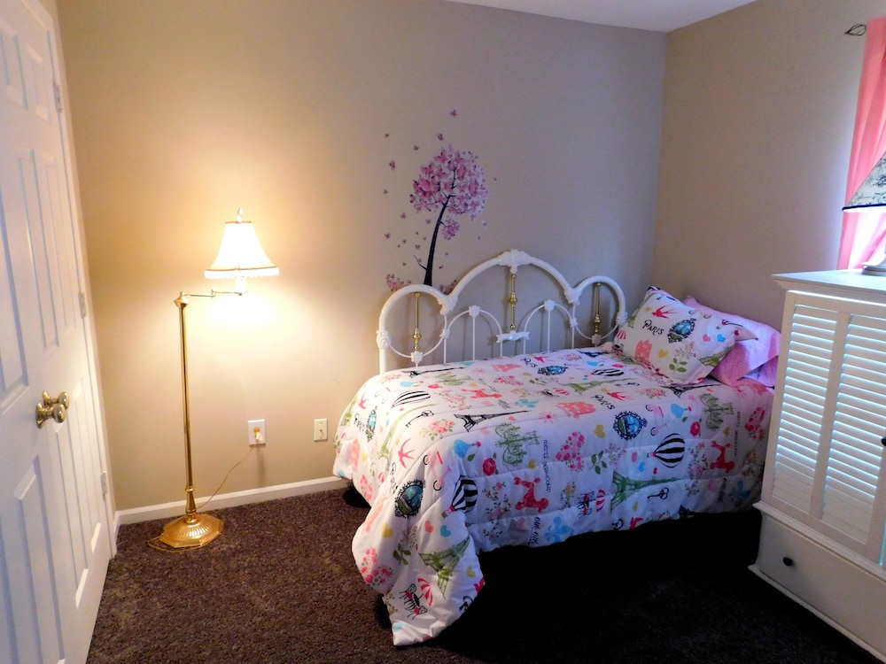 Evonne's Sharing House - Property Image 40