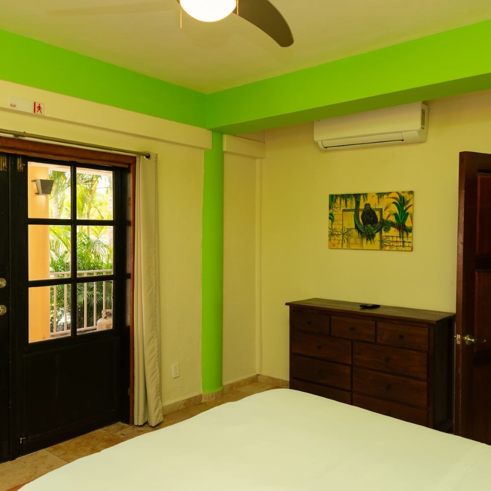 Villa Mission Bay in Belize City
