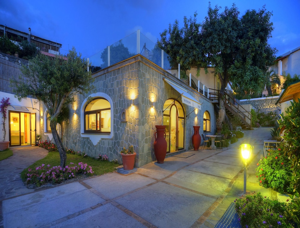 Hotel Imperamare - Image 1