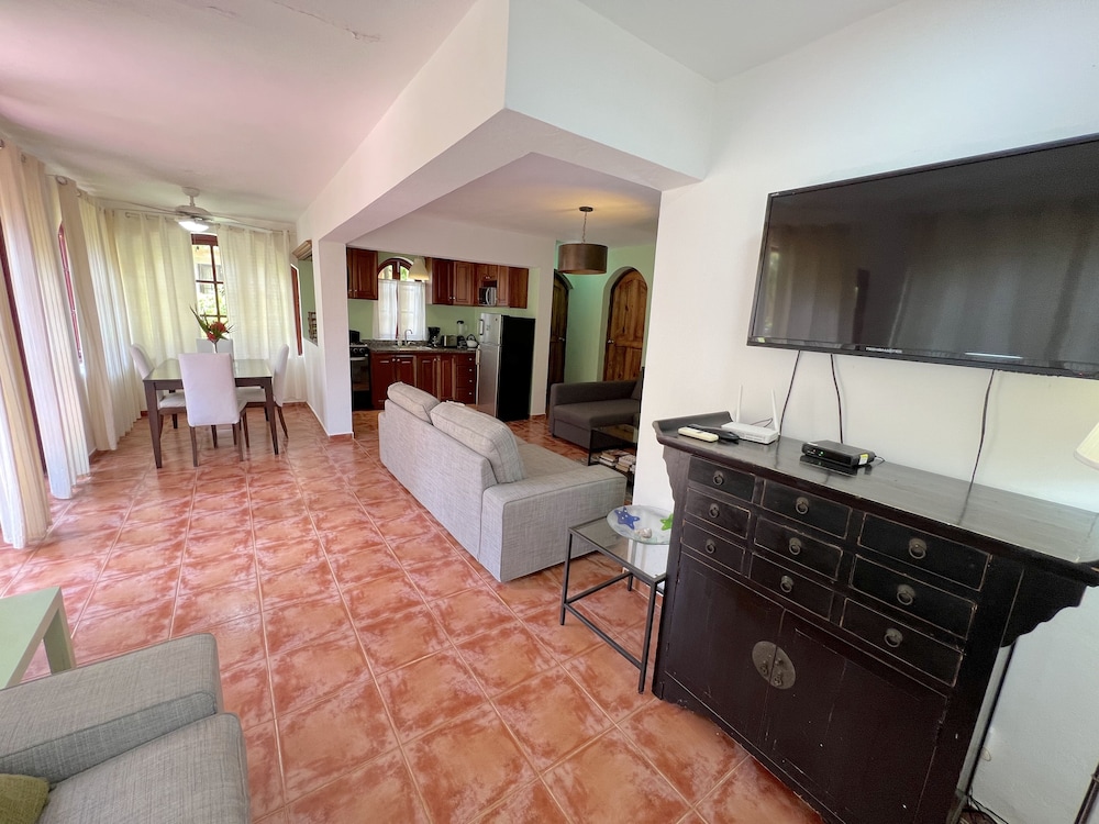 Los Corales Tropical Beach Resort & SPA