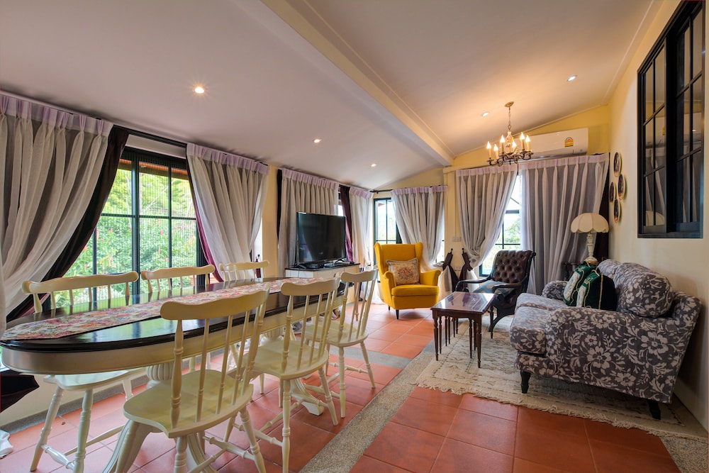 Chateau de Prim Khao Yai