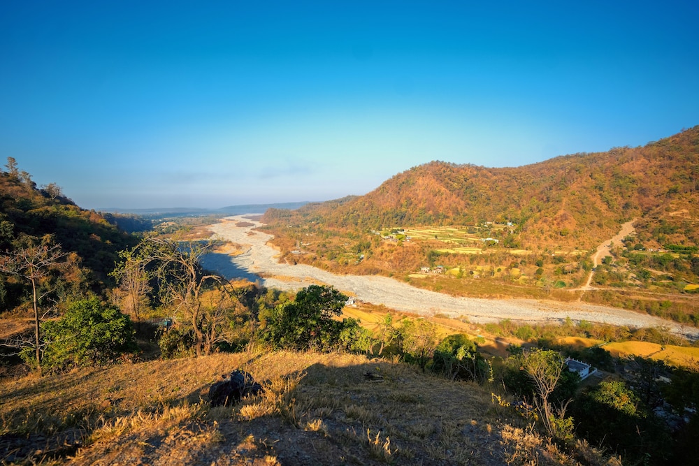 Pahadi Aangan BoutiqueVilla By Shivaneel
