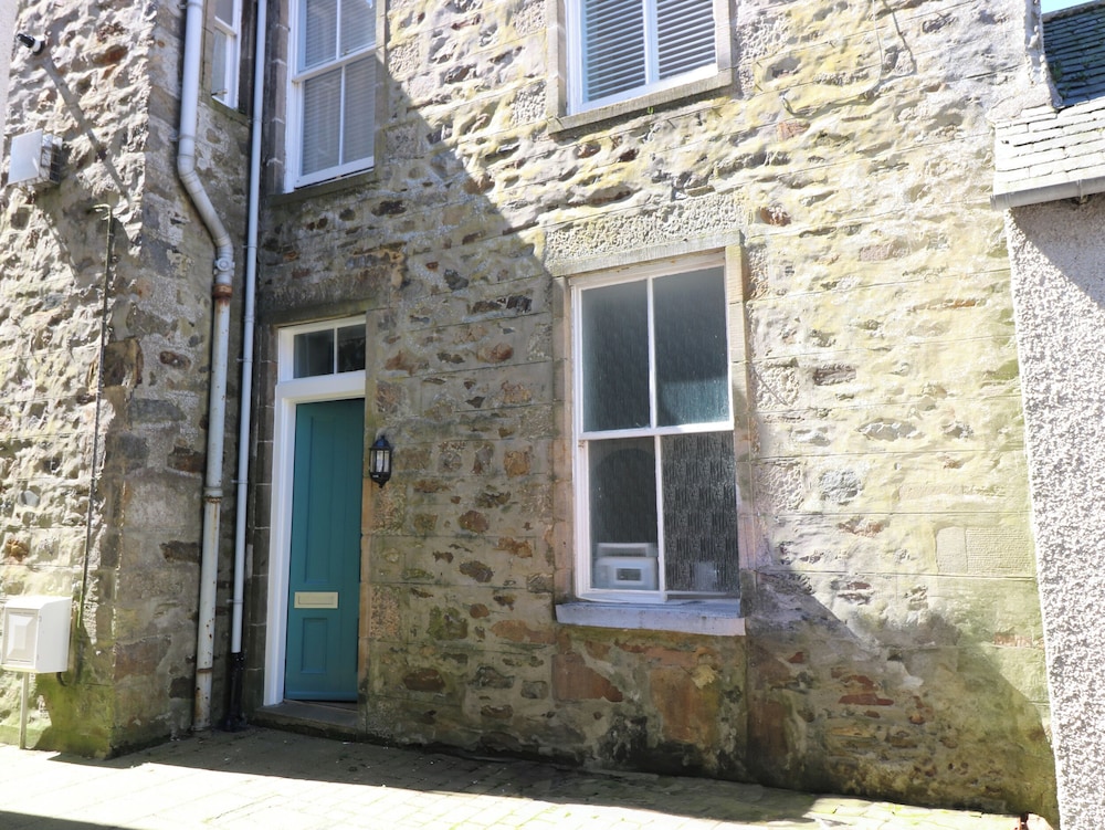 1A Carmelite Street