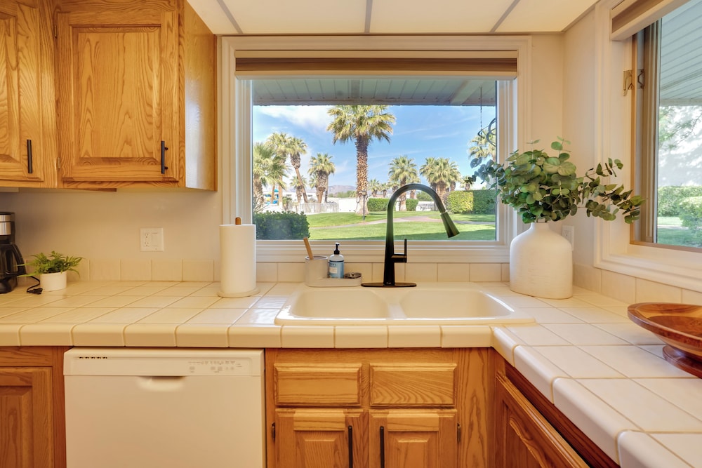 5 Mi to Dtwn St George: Condo w/ Resort Amenities!