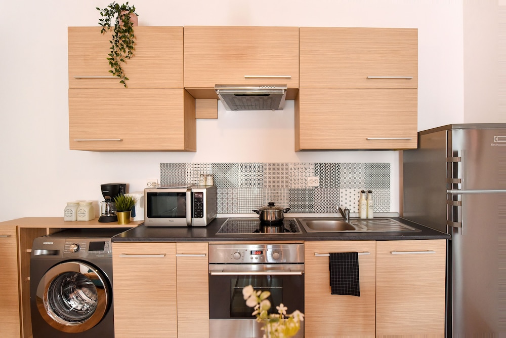 Homey - Strada Constantin Nacu 7 view 2