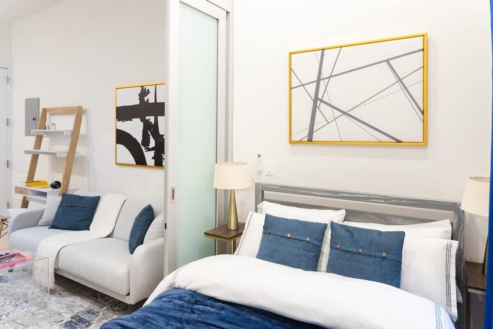 317 UES Apartments
