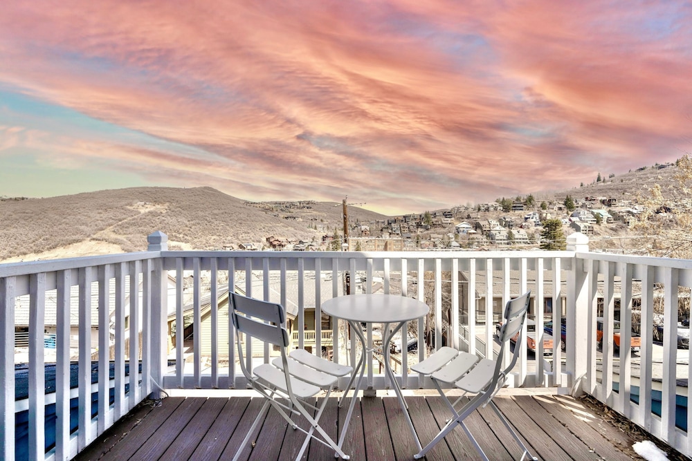 Silver Star by Avantstay Ideal Park City Location Close to Slopes Hot Tub