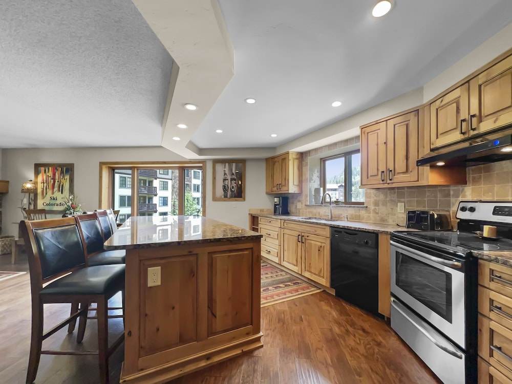 SkyRun Copper Mountain Resort Vacation Lodging