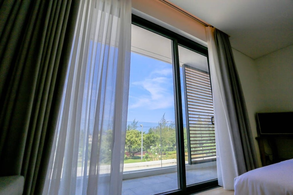 Ocean Villas Beach Resort