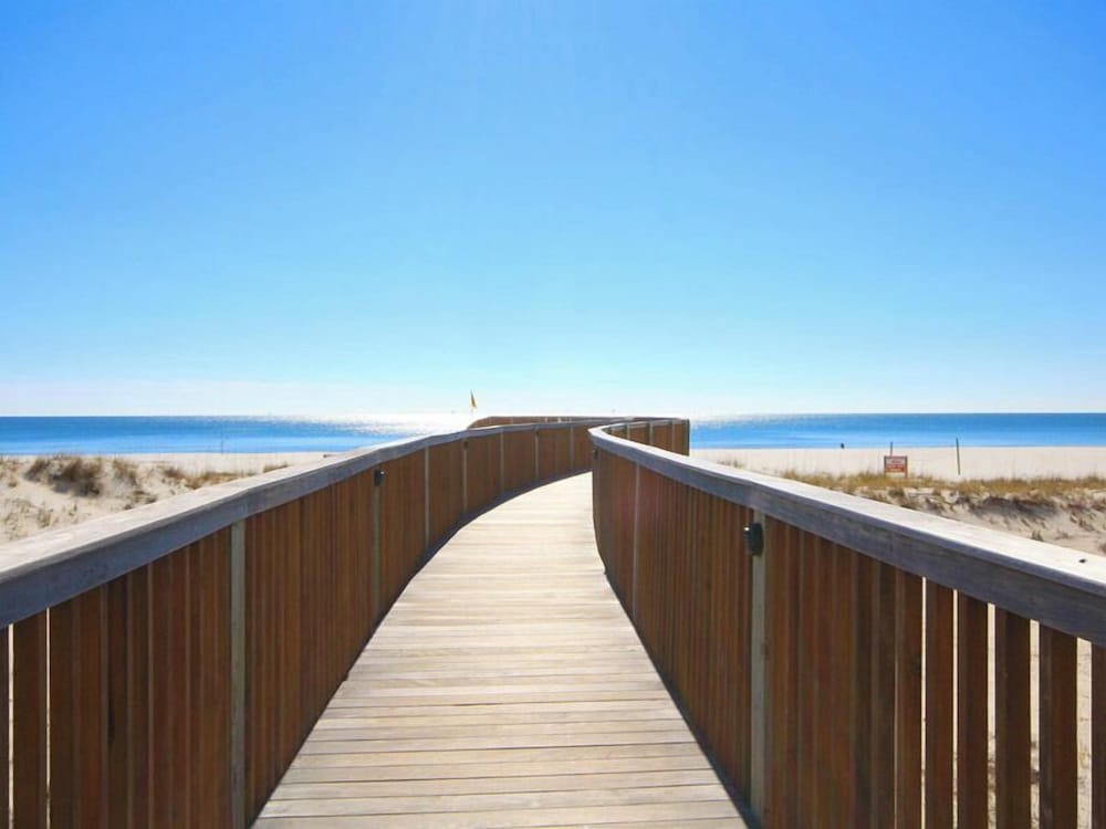 The Beach Club - Avalon #1604 by Southern Vacation Rentals