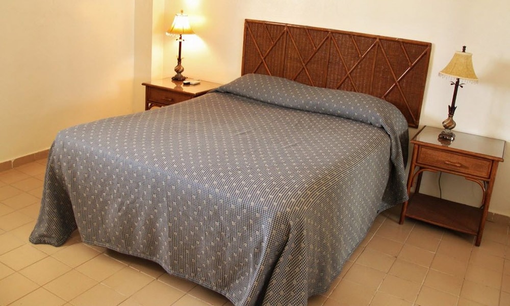 Aparta Hotel Turey