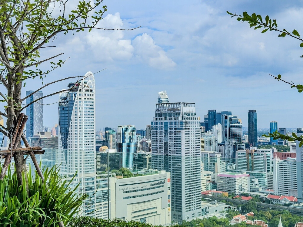 New City Condo in Central Bangkok Siam Paragon · Central World