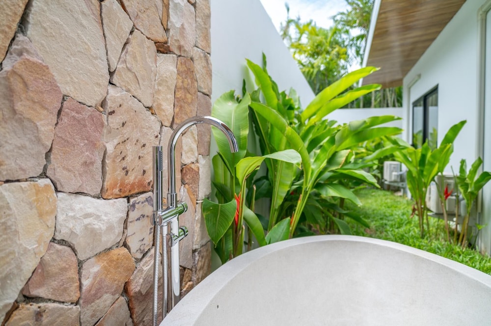 1Bedroom Villa Close to Fisherman KBR27