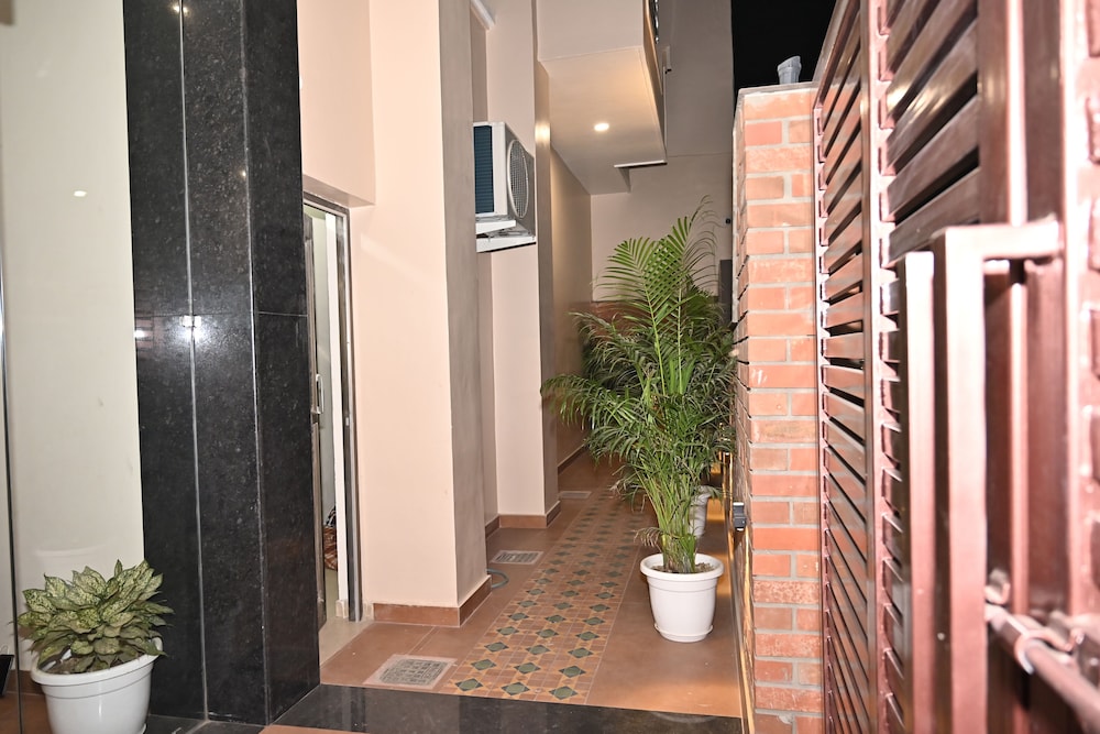 Atharv Kaashi - Behind Sigra Sports Stadium
