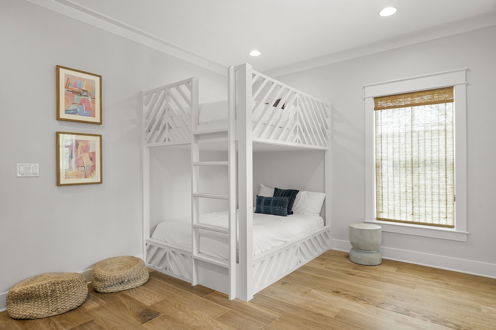 Magnolia Cottages by the Sea by Panhandle Getaways