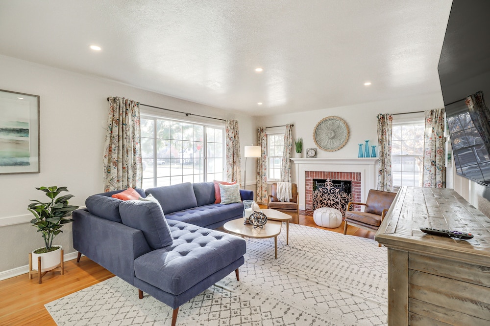 Reno Vacations - Centrally Located Reno House < 1 Mi to Midtown - Property Image 15