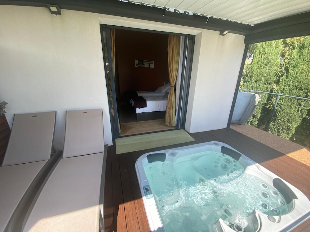 L'ESCALE COTE BLEUE VILLA & Spa 4étoiles