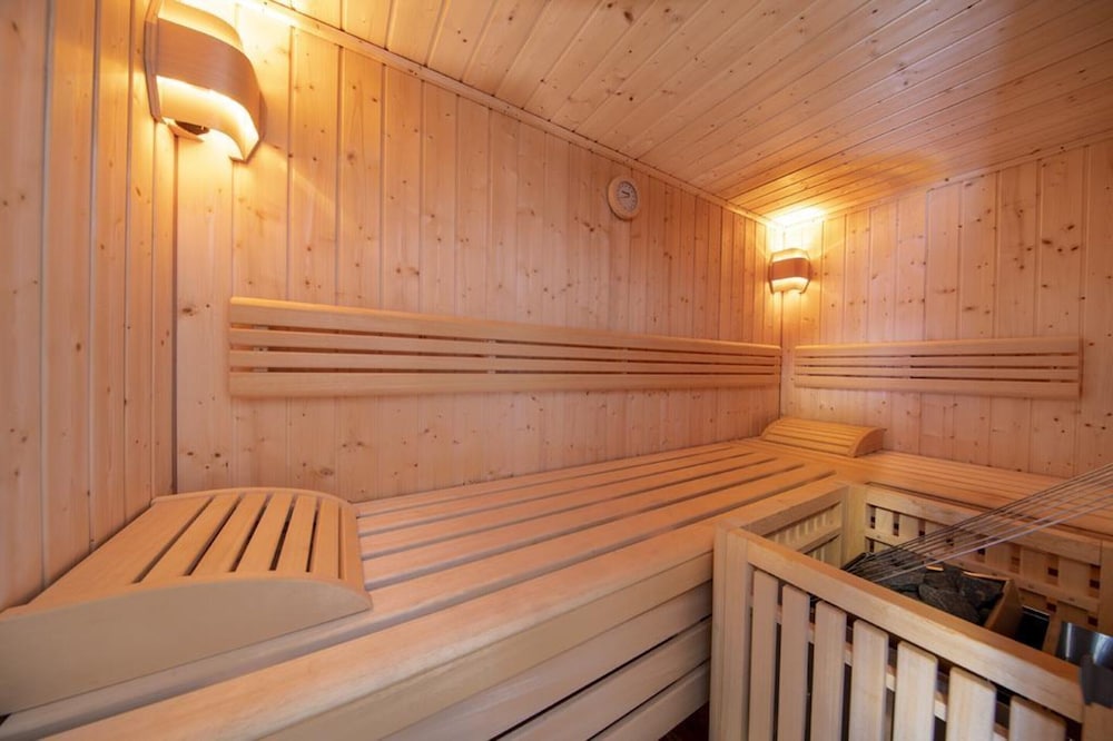 Chalet in Neukirchen by Ski Lift & Slopes