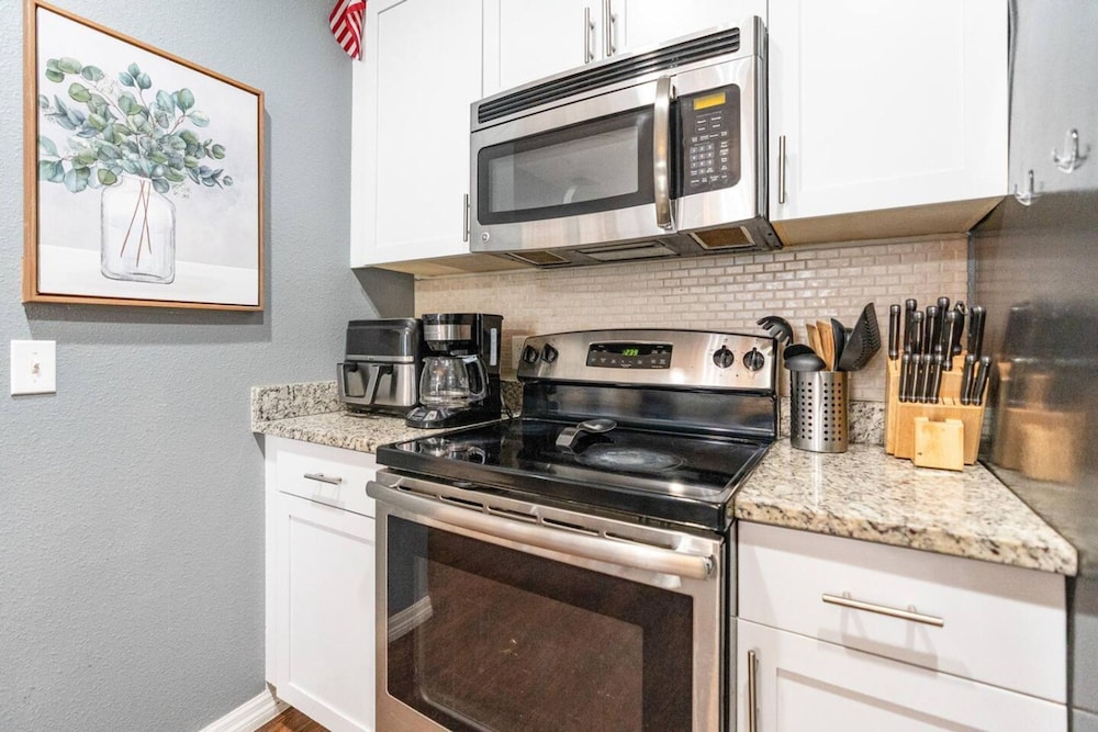 Amazing 3 Bdr House Near Disney - Lv22106